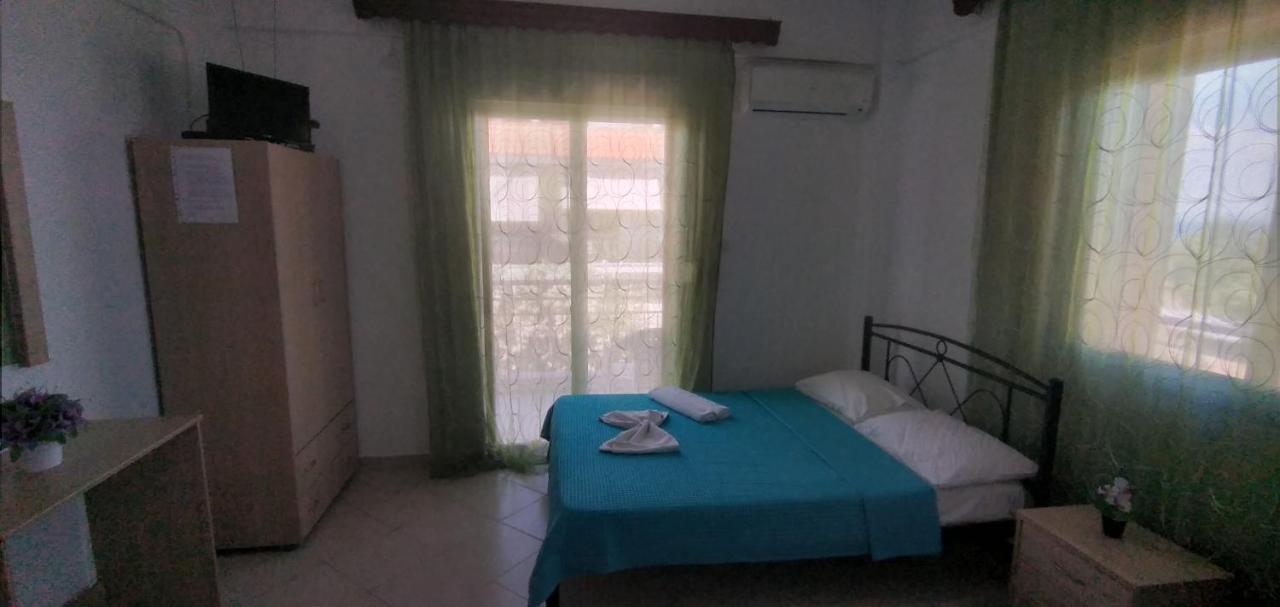 Blue Kyma Studios Nea Vrasna Ngoại thất bức ảnh